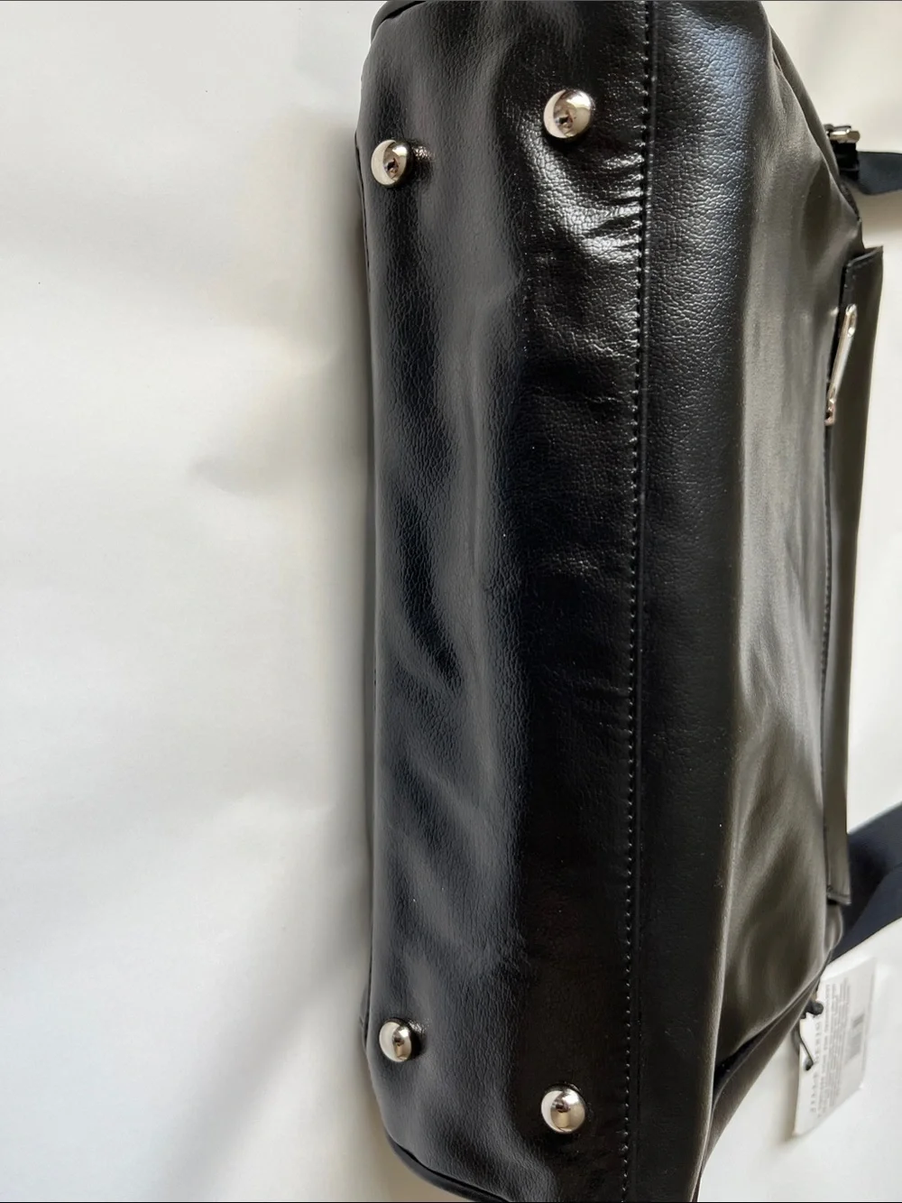 Jill.E Designs. Black Leather Laptop Crossbody Bag